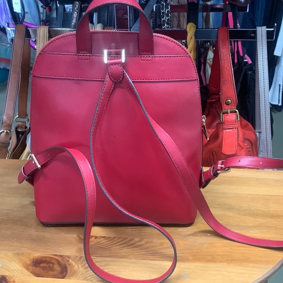 Michael Kors Backpack π in beautiful dark red w/ gold hardware - Picture 2 of 13